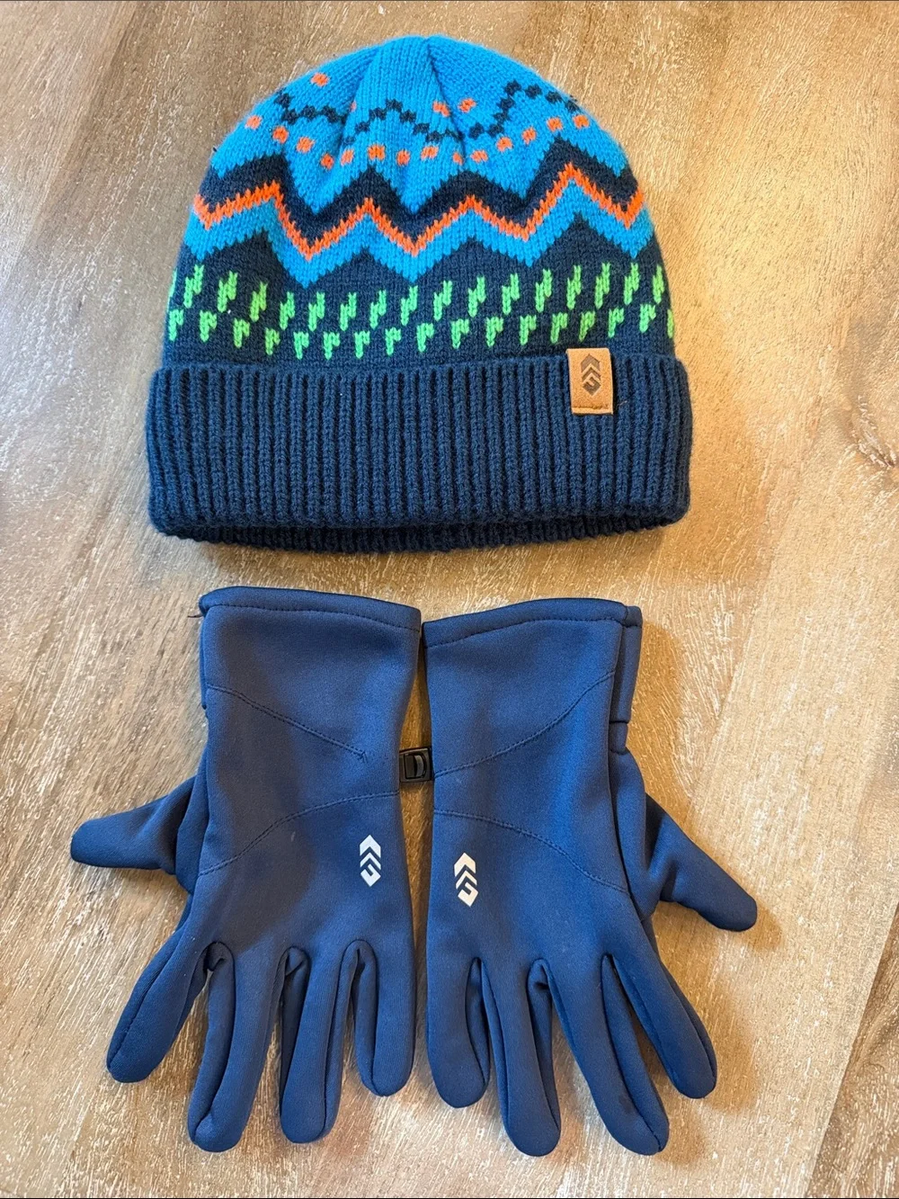 Free Country Winter Beanie & Glove Set
